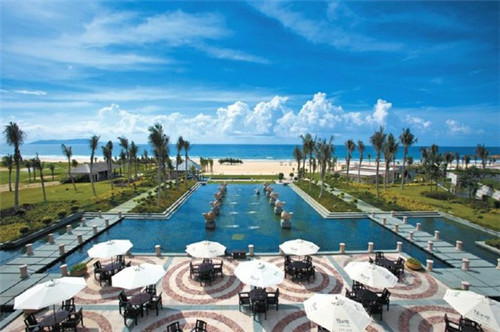 斗志昂扬乐逍遥无所事是好吃懒做（斗志昂扬意思是）