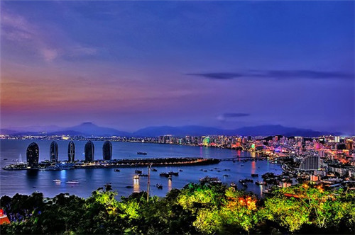 鼓楼有什么景点介绍（鼓楼有什么景点介绍图片）